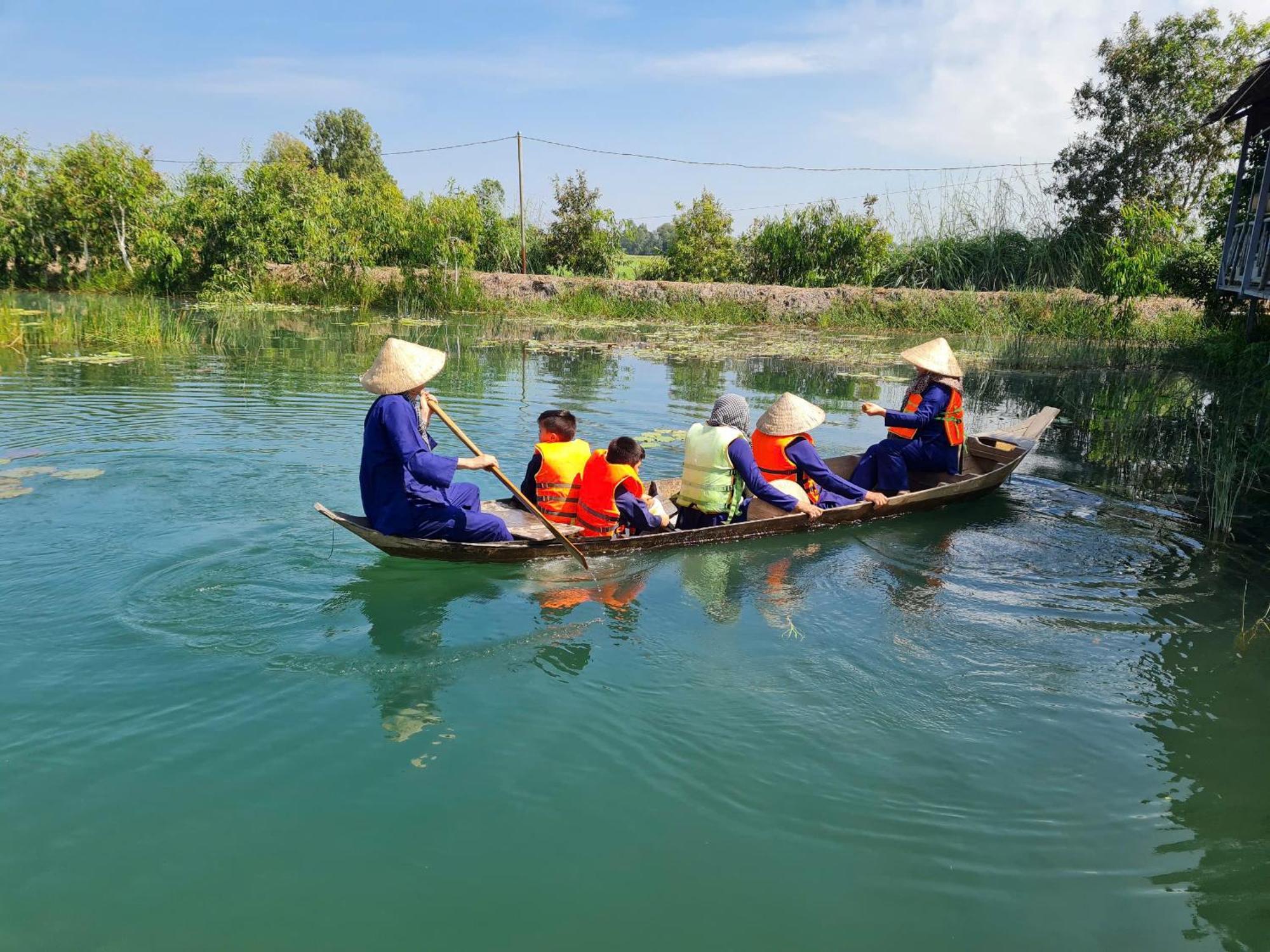 Viet Mekong Farmstay Tram Chim Bagian luar foto